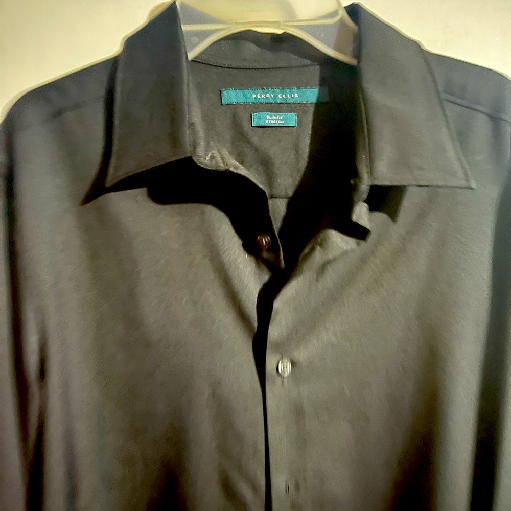 New Perry Ellis black dress shirt